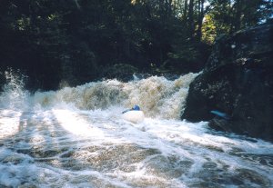 Passage de Papoun sur le Pas du Loup sur le Taurion